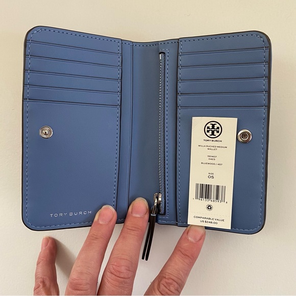 NWOB Tory Burch Willa Ruched Medium Wallet - Picture 4 of 9